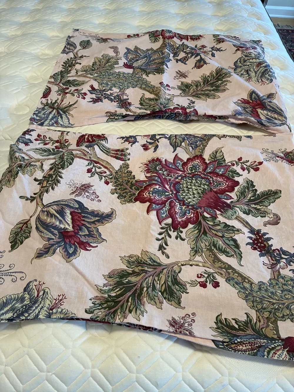 Pottery Barn Blush Pink Floral Duvet And Shams